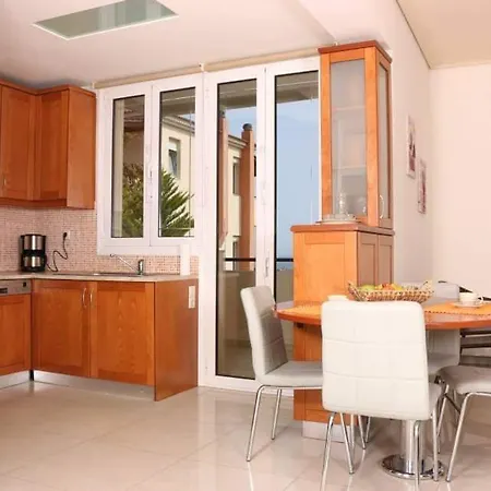 Margarita Apartment *