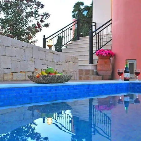 Margarita Apartment *
